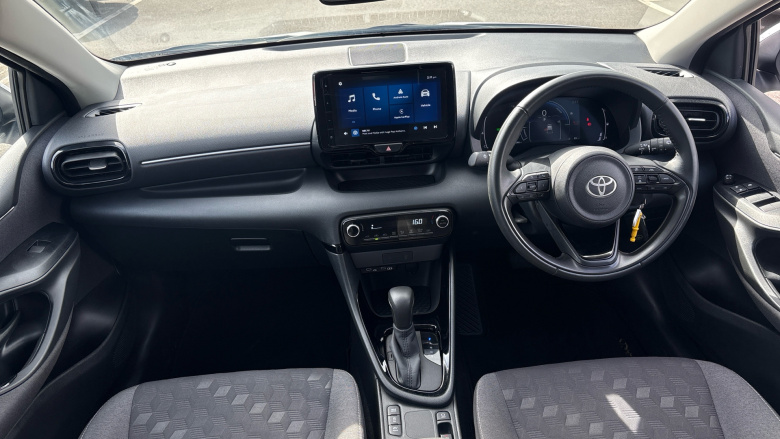 Toyota Yaris 1.5 Hybrid Design 5dr CVT Hybrid Hatchback